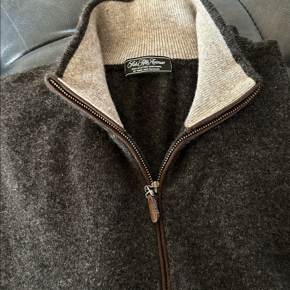 Saks 5th Ave., Scottish cashmere quarter zip Men's Dark Gray Sweater